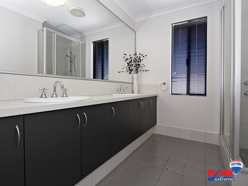 30 Achilles Loop, Iluka WA 6028