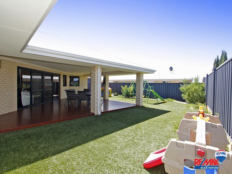 30 Achilles Loop, Iluka WA 6028