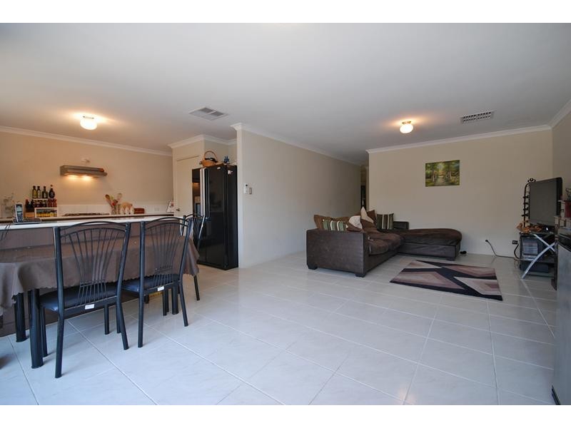 9 Pymore Crescent, Butler WA 6036