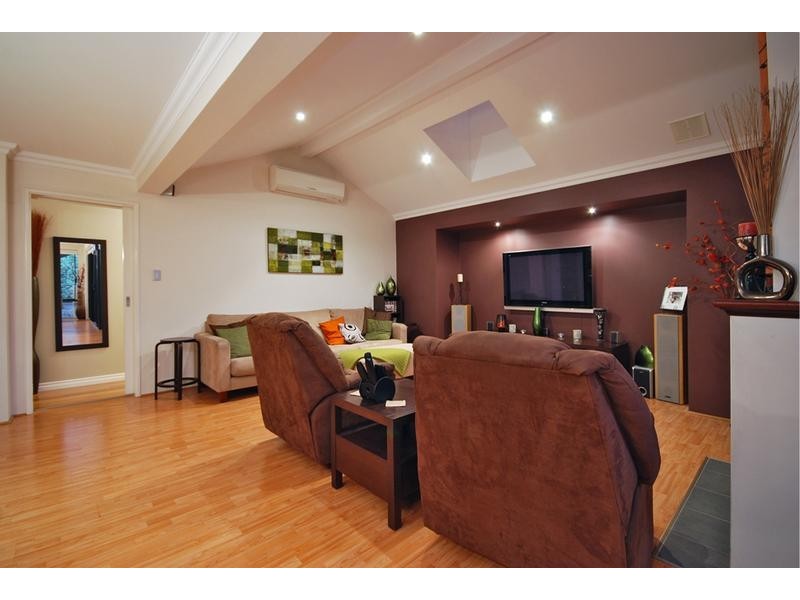 3 Denbigh Way, Butler WA 6036