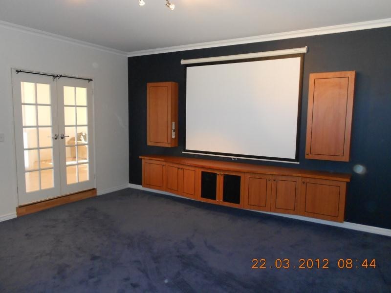 8 Bream Way, Yanchep WA 6035