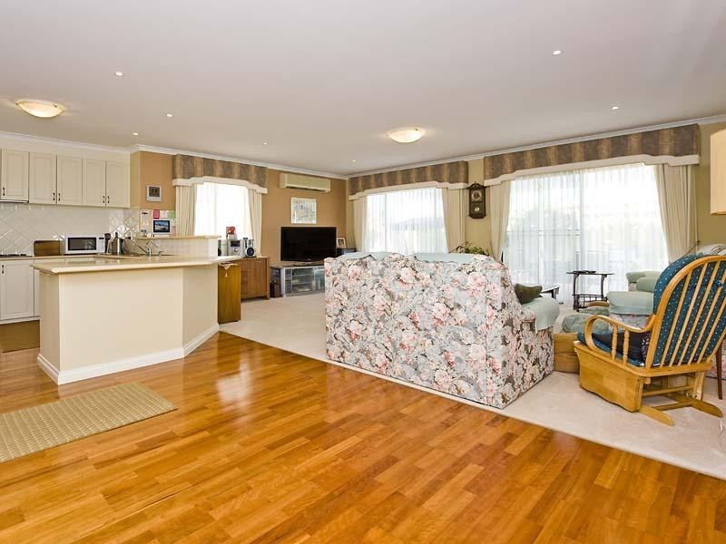 9 Alpha Drive, Currambine WA 6028