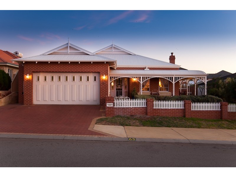 65 Silver Sands Drive, Iluka WA 6028