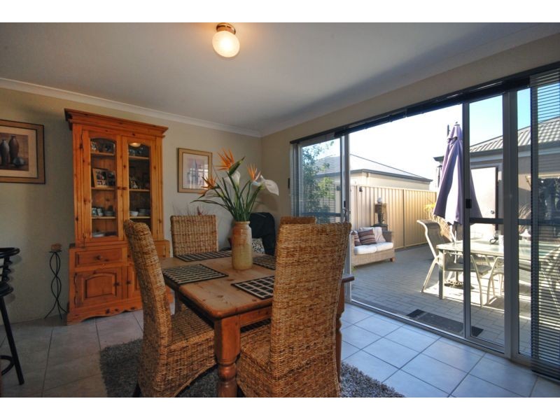 11 Pymore Crescent, Butler WA 6036