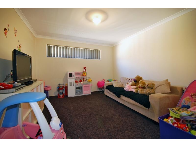 17 Baldwin Link, Butler WA 6036