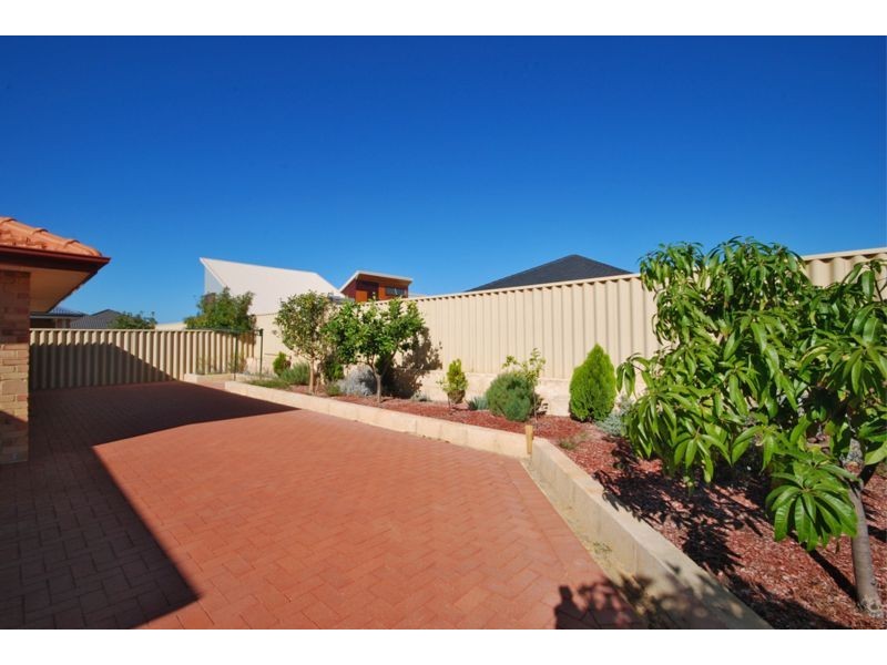 17 Bodorgan Avenue, Butler WA 6036