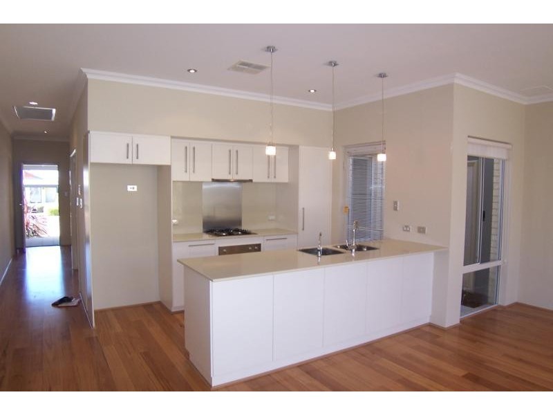 8A Marchwood Boulevard, Butler WA 6036