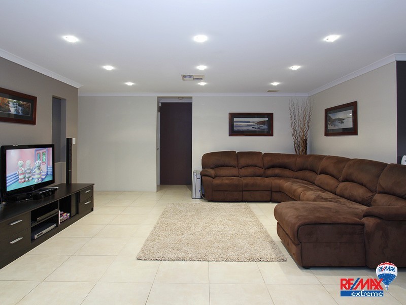 16 Neah Place, Butler WA 6036