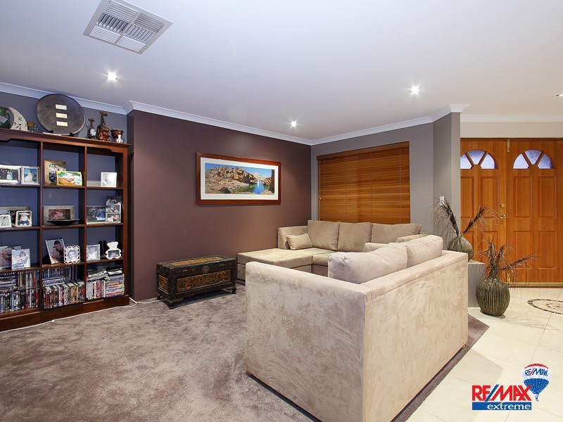 16 Neah Place, Butler WA 6036