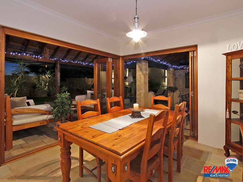 217 Flinders Ave, Hillarys WA 6025