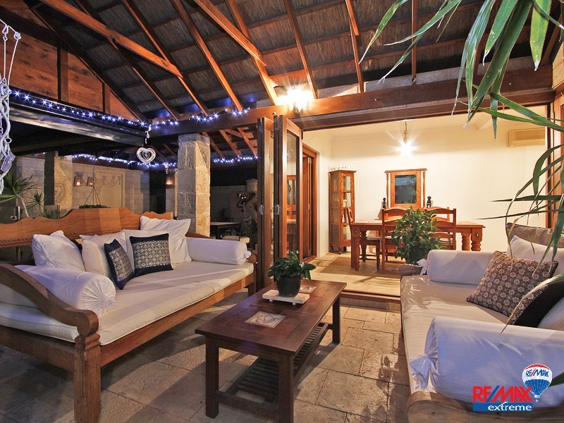 217 Flinders Ave, Hillarys WA 6025