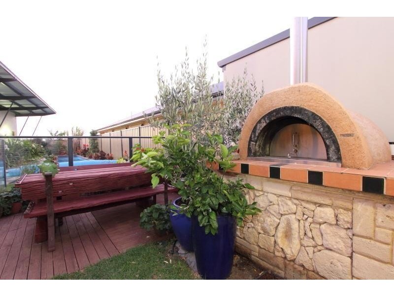 12 Lyssos Street, Tapping WA 6065
