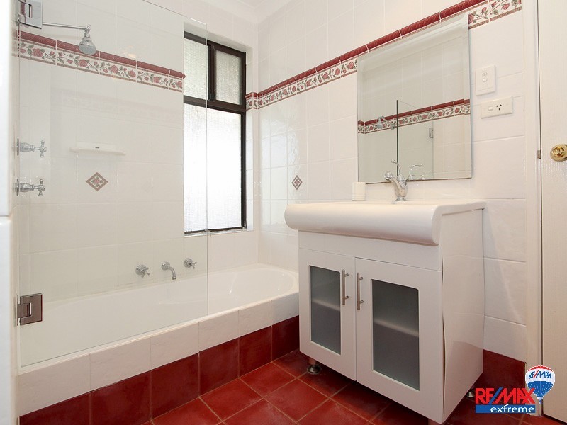 27 Essex Court, Quinns Rocks WA 6030