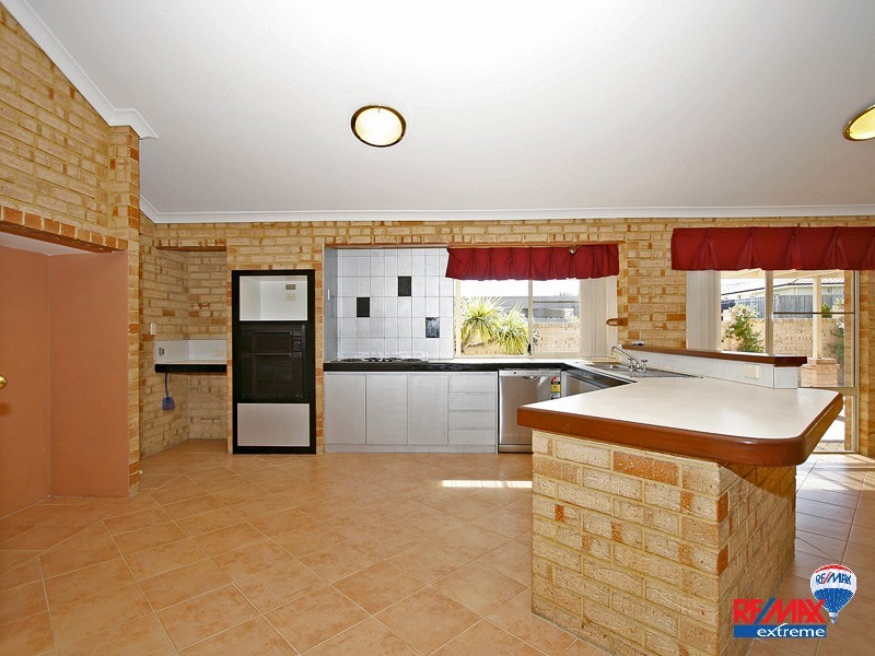 182 Cook Avenue, Hillarys WA 6025