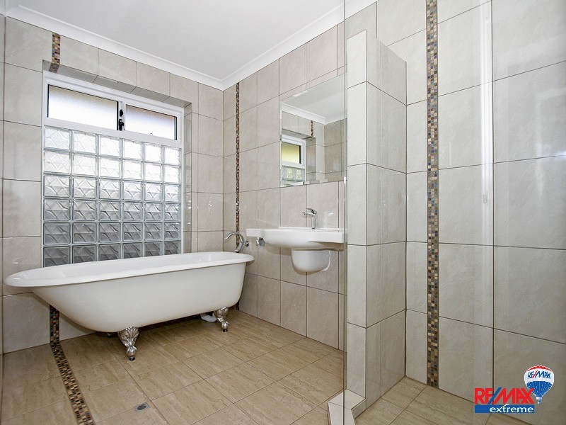 182 Cook Avenue, Hillarys WA 6025