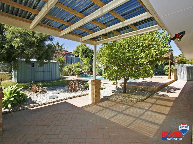 182 Cook Avenue, Hillarys WA 6025