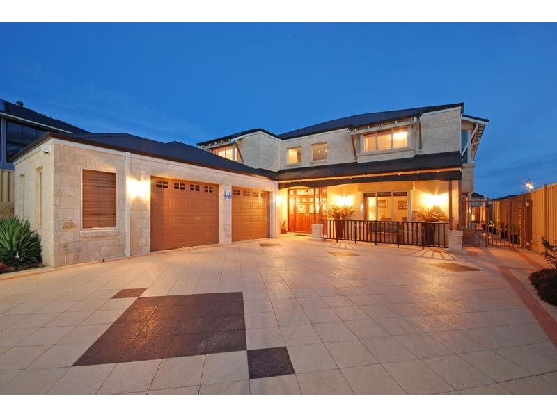 34 Antalya Vista, Iluka WA 6028