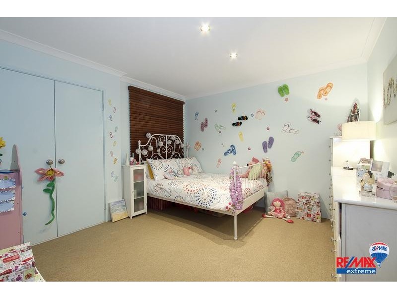 42 Ammanford Crescent, Butler WA 6036