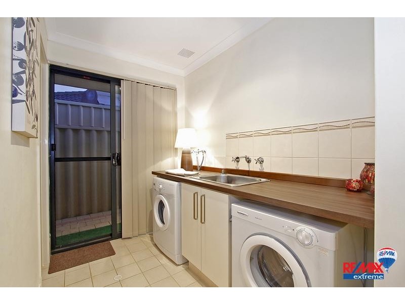 42 Ammanford Crescent, Butler WA 6036