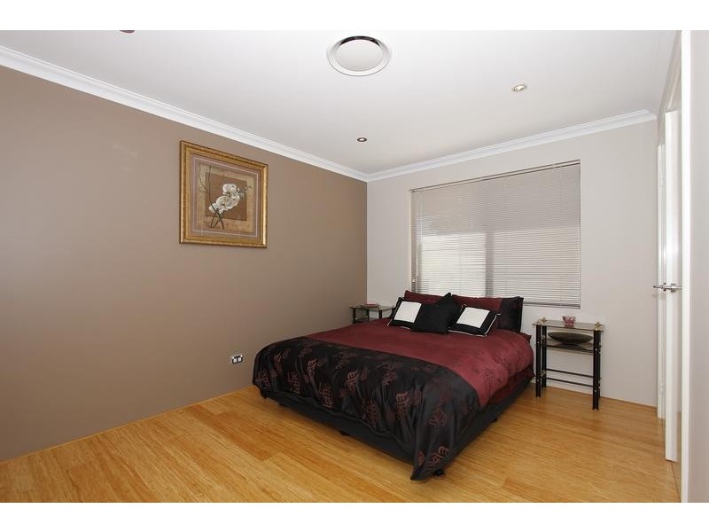 72 Bushwood Follow, Two Rocks WA 6037