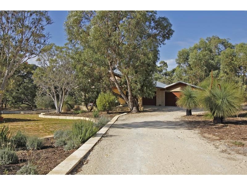 72 Bushwood Follow, Two Rocks WA 6037