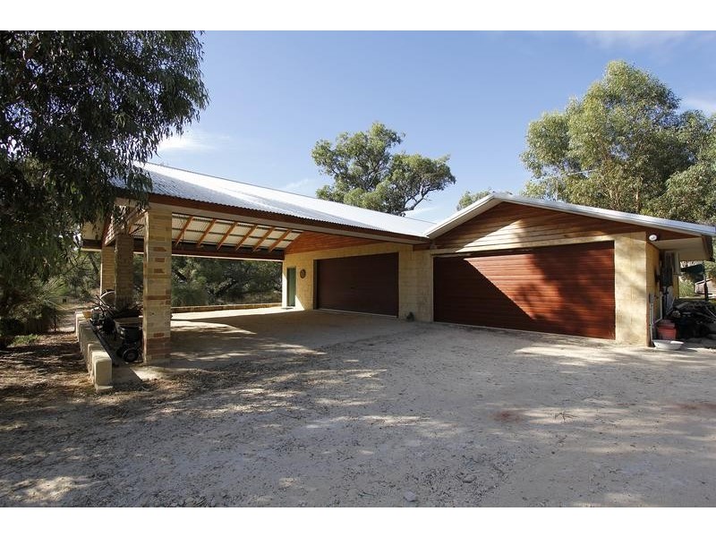 72 Bushwood Follow, Two Rocks WA 6037