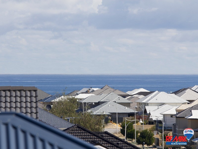 32 Lillico Ave, Burns Beach WA 6028