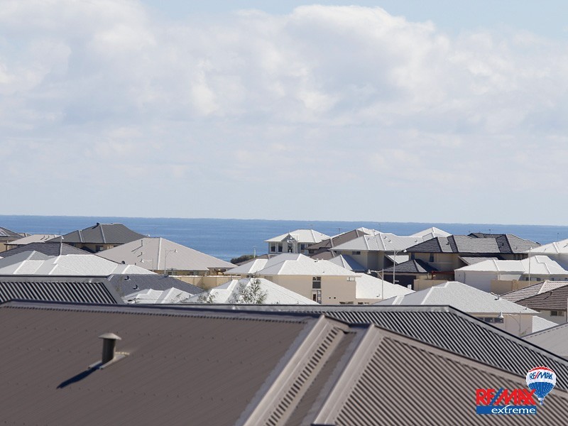 32 Lillico Ave, Burns Beach WA 6028