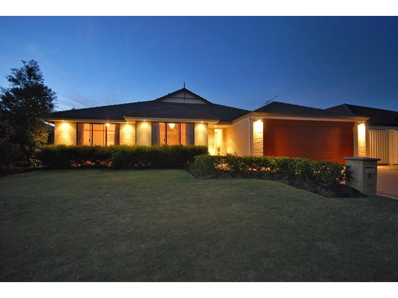 64 Colwyn Loop, Tapping WA 6065