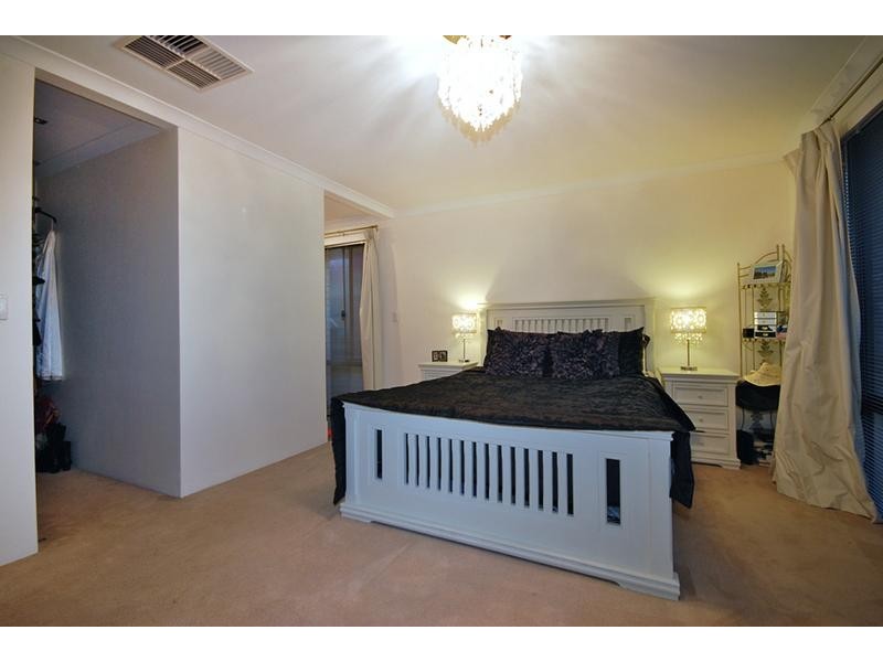 64 Colwyn Loop, Tapping WA 6065