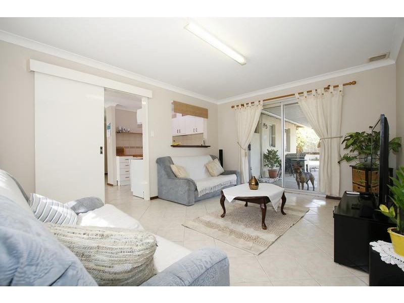 36 Dolphin Way, Beldon WA 6027