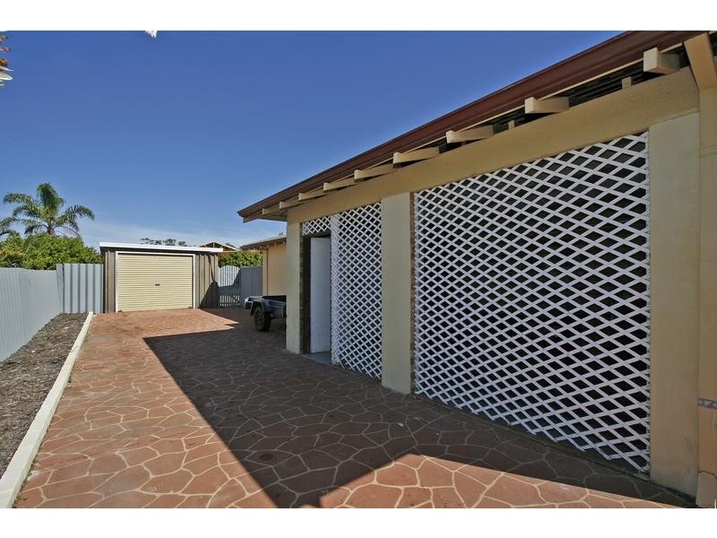 36 Dolphin Way, Beldon WA 6027