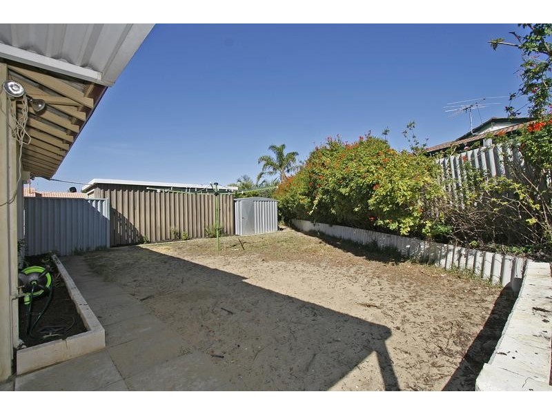 36 Dolphin Way, Beldon WA 6027