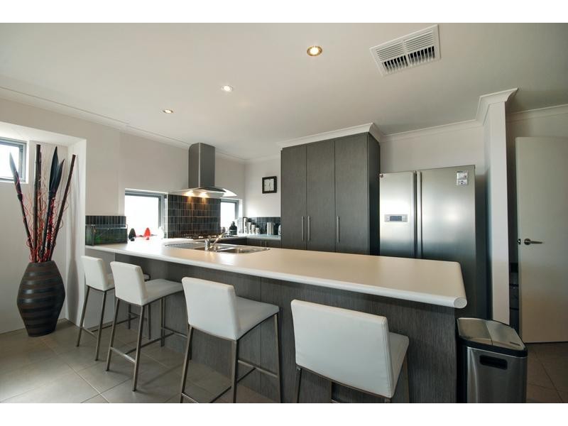 14 Chesstree Avenue, Alkimos WA 6038