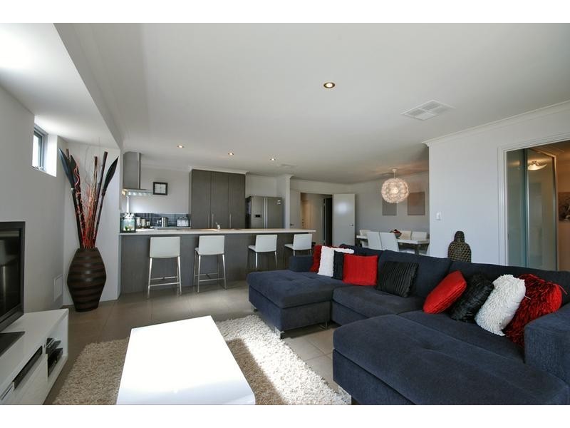 14 Chesstree Avenue, Alkimos WA 6038