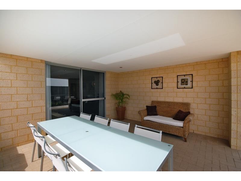 14 Chesstree Avenue, Alkimos WA 6038