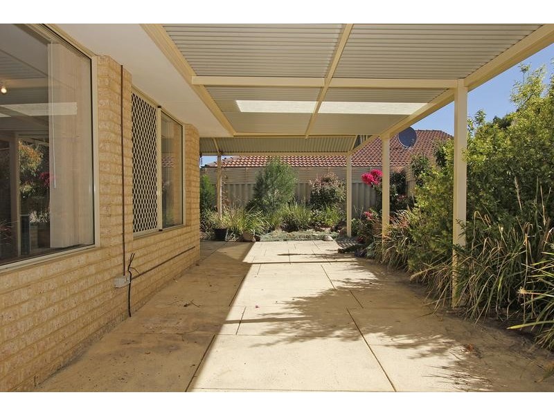 4 McCoy Place, Quinns Rocks WA 6030