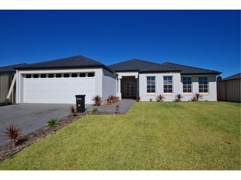 25 Cairo Way, Wanneroo WA 6065