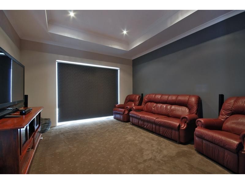 25 Cairo Way, Wanneroo WA 6065