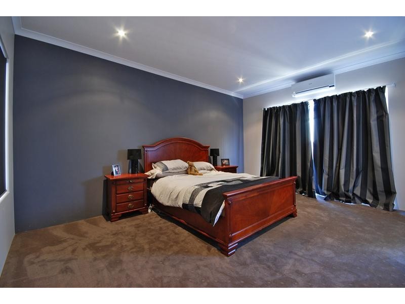 25 Cairo Way, Wanneroo WA 6065