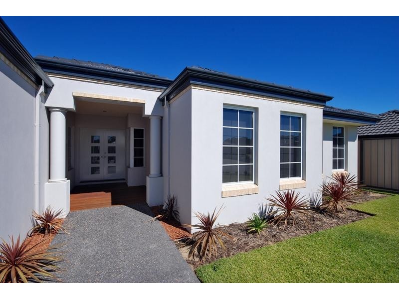 25 Cairo Way, Wanneroo WA 6065