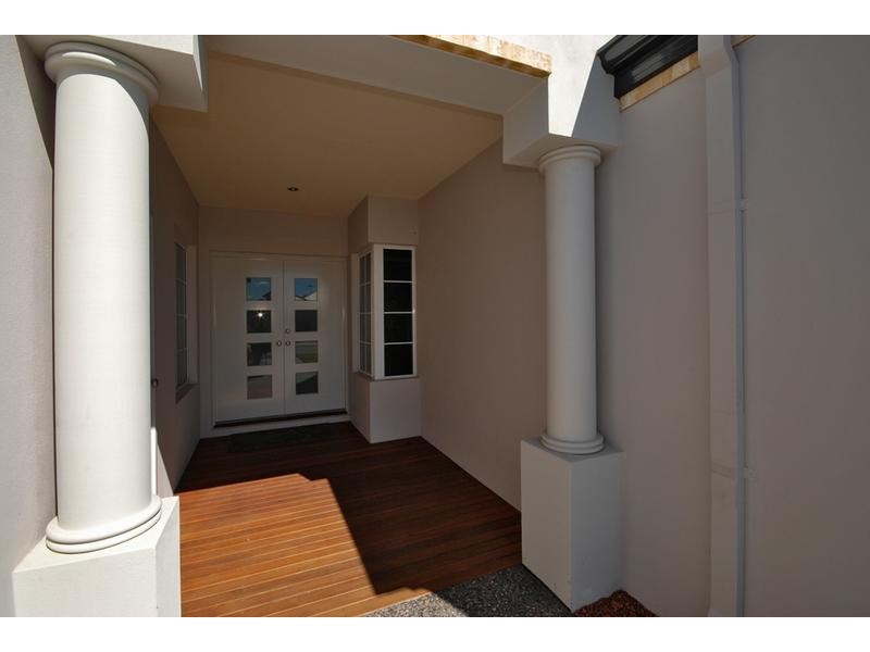 25 Cairo Way, Wanneroo WA 6065