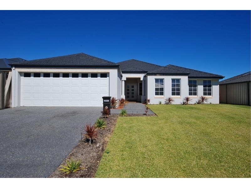 25 Cairo Way, Wanneroo WA 6065