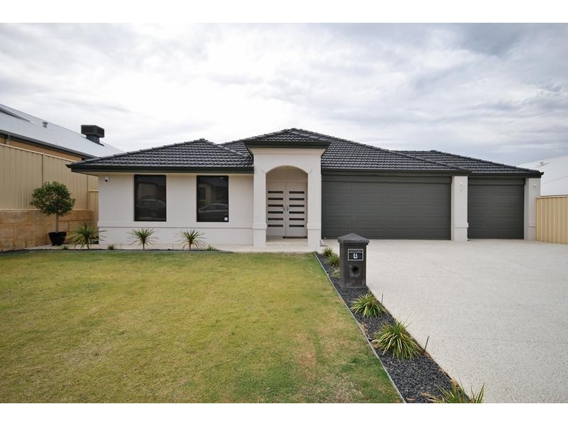 4 Zeppelin Way, Tapping WA 6065