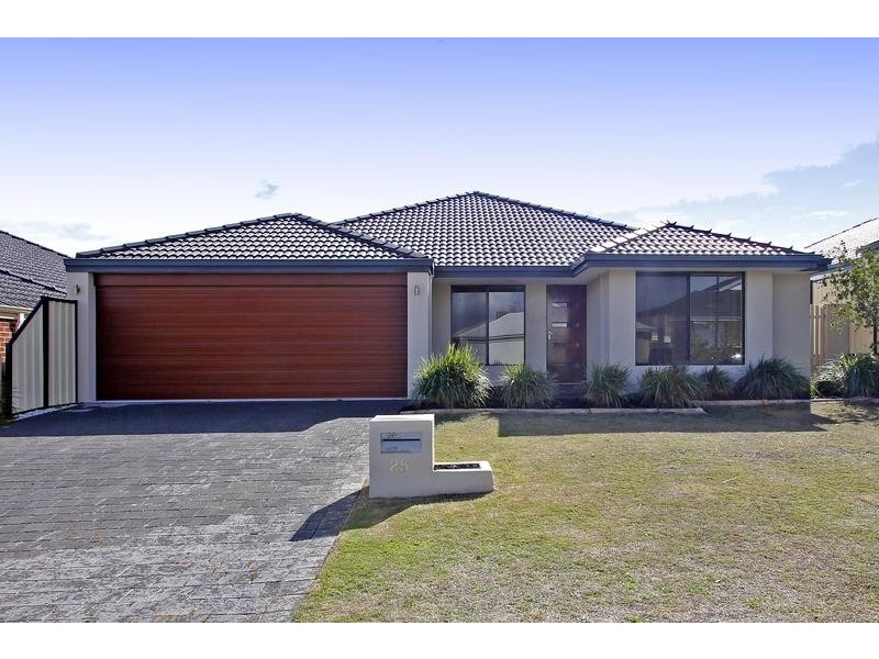 25 Lantern Way, Clarkson WA 6030