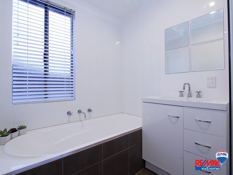 74 Benenden Avenue, Butler WA 6036
