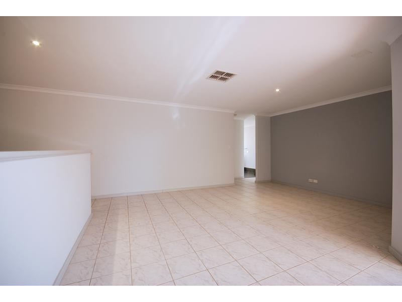 11 Talybont Bend, Butler WA 6036