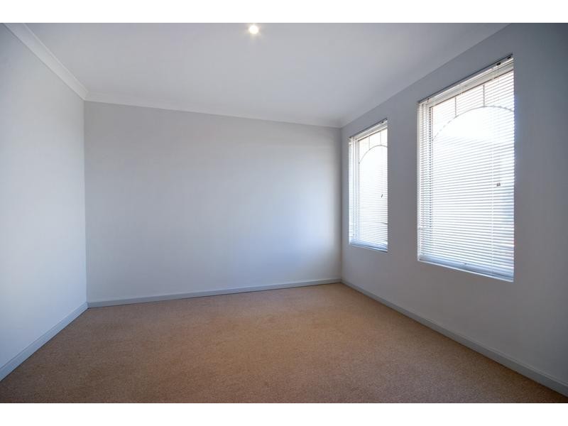 11 Talybont Bend, Butler WA 6036