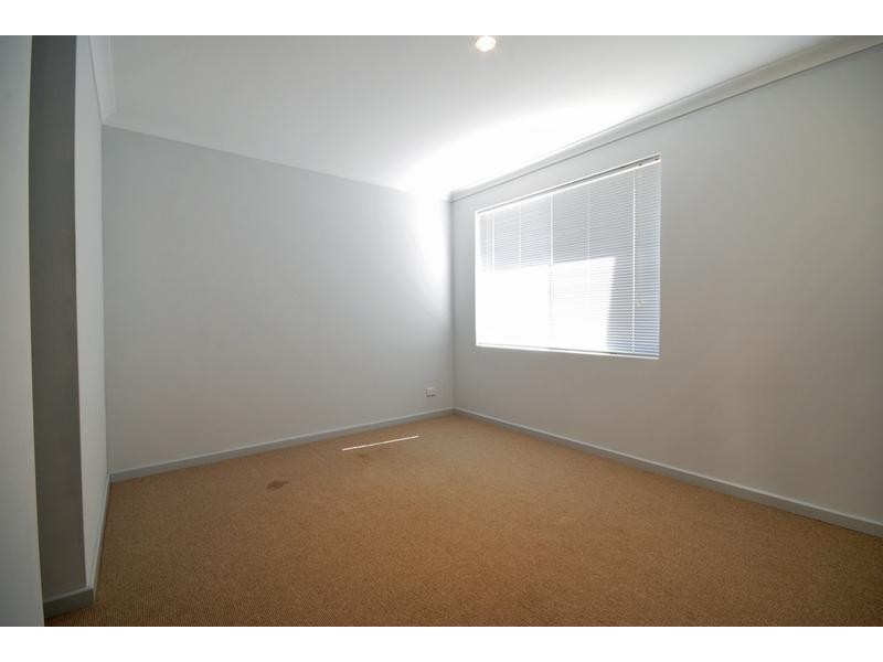 11 Talybont Bend, Butler WA 6036