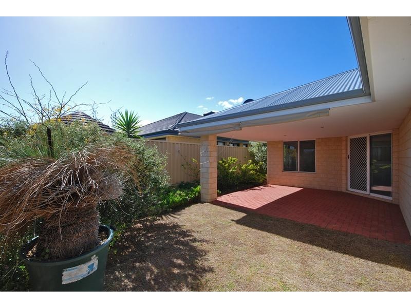 11 Talybont Bend, Butler WA 6036